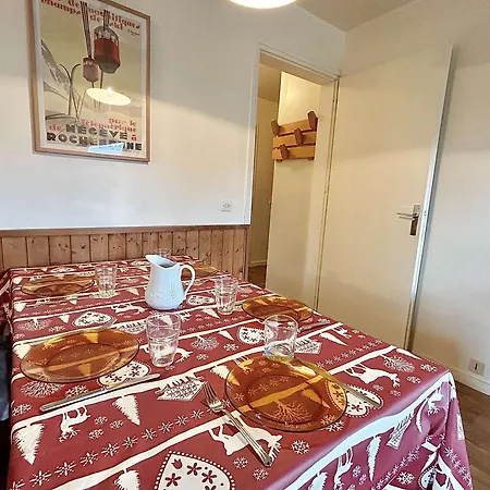 2 Pieces + Mezzanine, 6 Couchages, Megeve, Parking - Fr-1-597-7 *