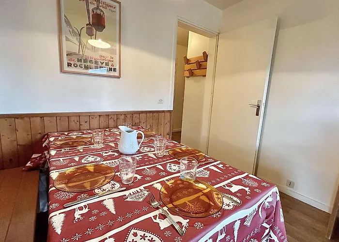 2 Pieces + Mezzanine, 6 Couchages, Megeve, Parking - Fr-1-597-7 *